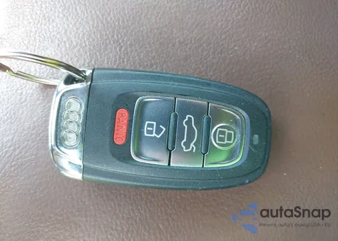 2011 Audi A5 2.0T Premium z USA, uszkodzony, nr VIN WAULFAFR0BA080983